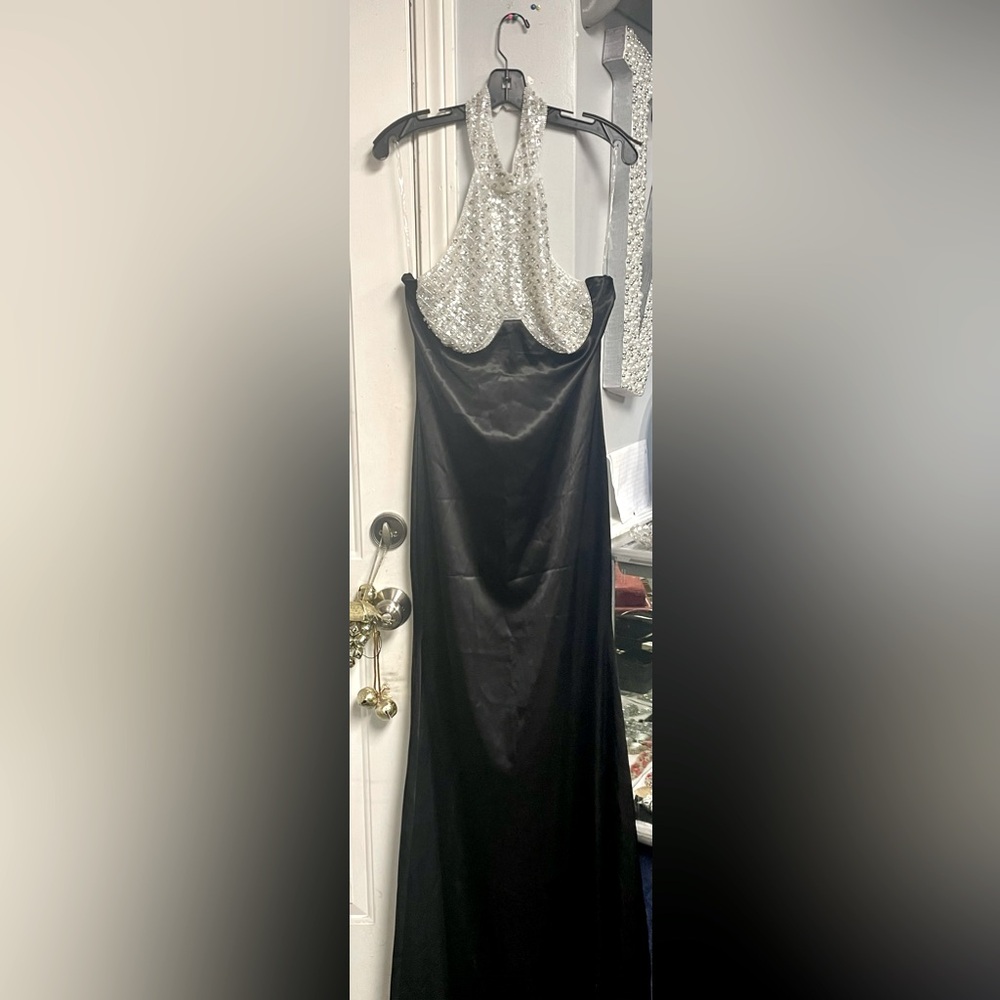 Fashion Nova Gown🔥
